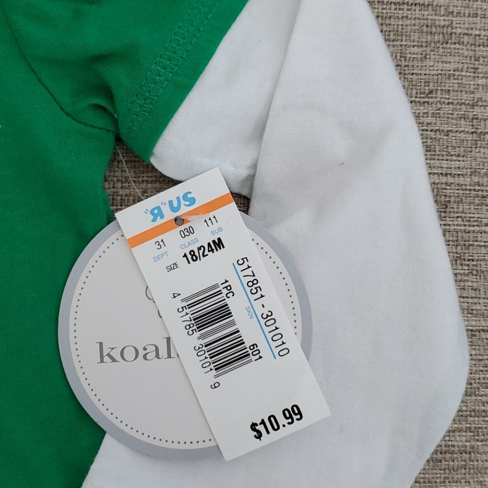 Brand new St. Patrick's Day shirt - Picture 2 of 3